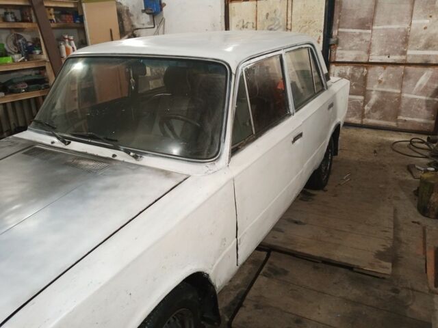 Білий ВАЗ 2101, об'ємом двигуна 0 л та пробігом 43 тис. км за 250 $, фото 2 на Automoto.ua
