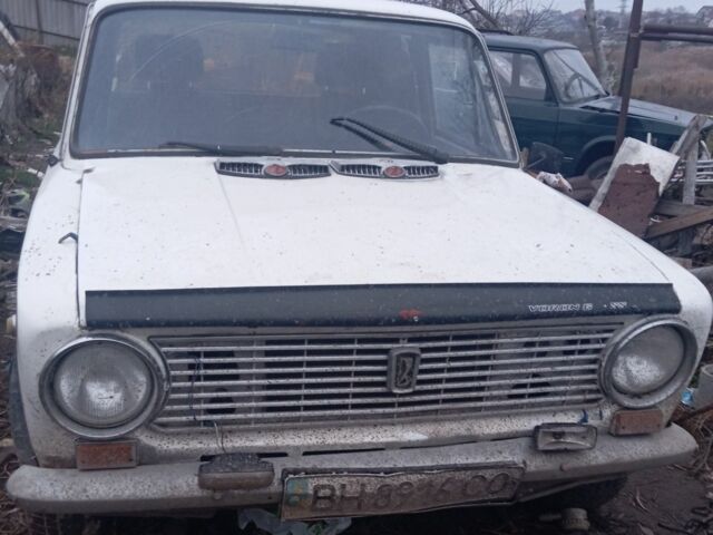 Белый ВАЗ 2101, объемом двигателя 0 л и пробегом 100 тыс. км за 500 $, фото 1 на Automoto.ua