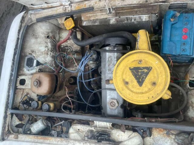 Білий ВАЗ 2101, об'ємом двигуна 1.5 л та пробігом 89 тис. км за 225 $, фото 4 на Automoto.ua