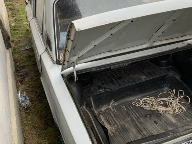 Белый ВАЗ 2101, объемом двигателя 1.5 л и пробегом 3 тыс. км за 356 $, фото 3 на Automoto.ua
