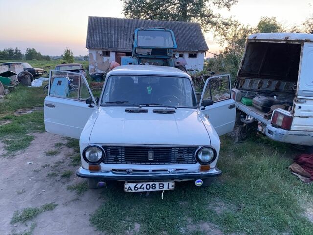 Белый ВАЗ 2101, объемом двигателя 7 л и пробегом 3 тыс. км за 16000 $, фото 3 на Automoto.ua