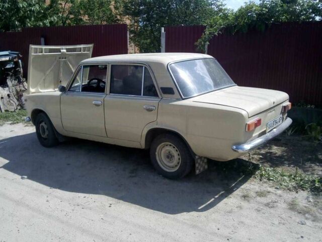Бежевый ВАЗ 2101, объемом двигателя 0 л и пробегом 1000 тыс. км за 1300 $, фото 1 на Automoto.ua
