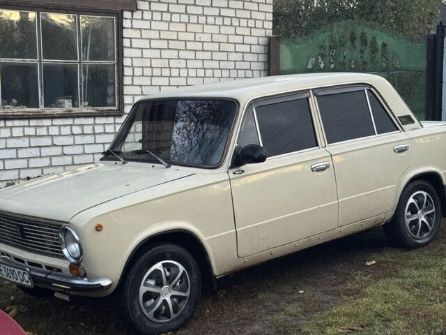 Бежевый ВАЗ 2101, объемом двигателя 1.3 л и пробегом 29 тыс. км за 893 $, фото 3 на Automoto.ua