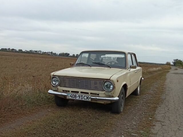 Бежевый ВАЗ 2101, объемом двигателя 1.5 л и пробегом 100 тыс. км за 428 $, фото 3 на Automoto.ua