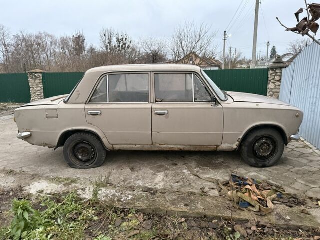 Бежевый ВАЗ 2101, объемом двигателя 0 л и пробегом 100 тыс. км за 150 $, фото 2 на Automoto.ua