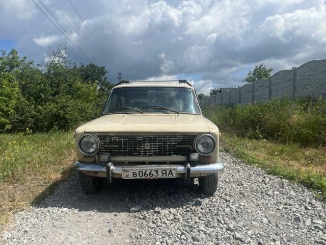 Бежевый ВАЗ 2101, объемом двигателя 1 л и пробегом 165 тыс. км за 216 $, фото 1 на Automoto.ua