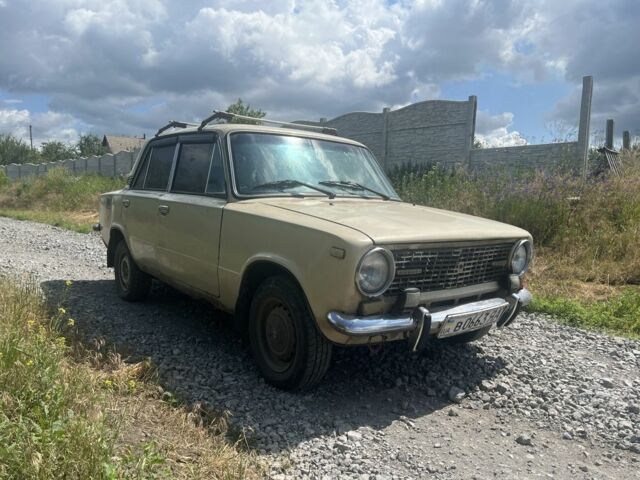 Бежевый ВАЗ 2101, объемом двигателя 1 л и пробегом 165 тыс. км за 216 $, фото 2 на Automoto.ua