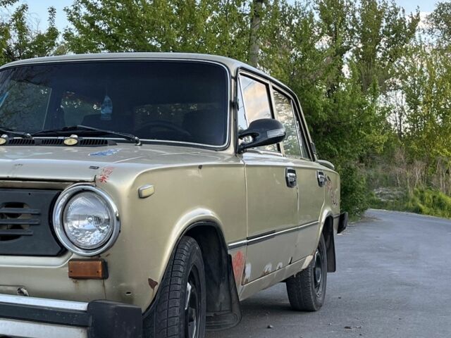 Бежевый ВАЗ 2101, объемом двигателя 1.2 л и пробегом 30 тыс. км за 16499 $, фото 2 на Automoto.ua