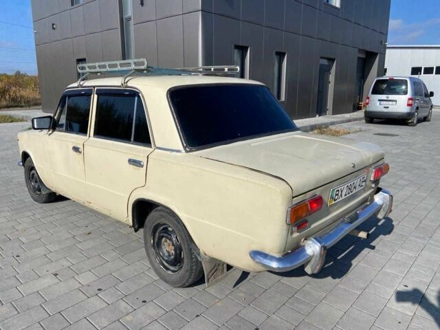 ВАЗ 2101 1971 в Хмельницком на Automoto.ua Бежевый ВАЗ 2101, объемом двигателя 1.3 л и пробегом 281 тыс. км за 350 $, фото 4 на Automoto.ua