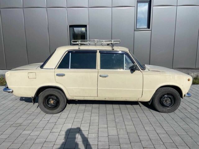 ВАЗ 2101 1971 в Хмельницком на Automoto.ua Бежевый ВАЗ 2101, объемом двигателя 1.3 л и пробегом 281 тыс. км за 350 $, фото 2 на Automoto.ua