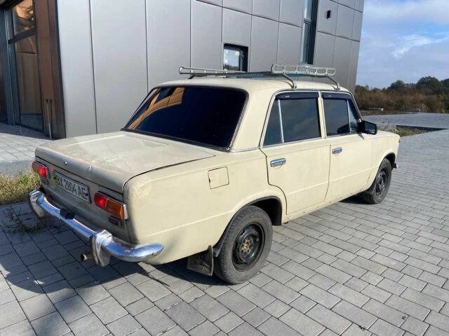 ВАЗ 2101 1971 в Хмельницком на Automoto.ua Бежевый ВАЗ 2101, объемом двигателя 1.3 л и пробегом 281 тыс. км за 350 $, фото 6 на Automoto.ua