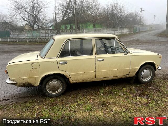 Бежевый ВАЗ 2101, объемом двигателя 12 л и пробегом 0 тыс. км за 350 $, фото 2 на Automoto.ua
