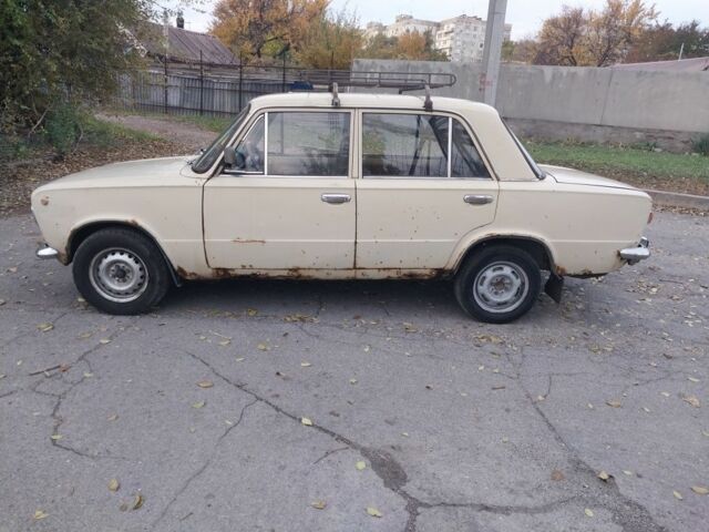 Бежевый ВАЗ 2101, объемом двигателя 0 л и пробегом 100 тыс. км за 346 $, фото 5 на Automoto.ua