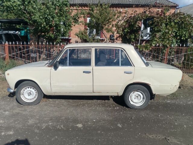 Бежевый ВАЗ 2101, объемом двигателя 1.3 л и пробегом 3 тыс. км за 432 $, фото 1 на Automoto.ua