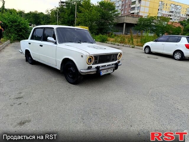 Бежевый ВАЗ 2101, объемом двигателя 1.2 л и пробегом 300 тыс. км за 400 $, фото 2 на Automoto.ua