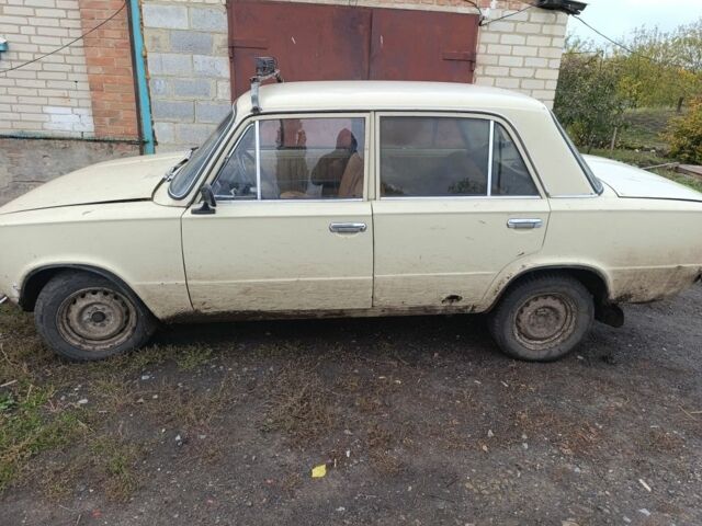 Бежевый ВАЗ 2101, объемом двигателя 0 л и пробегом 2 тыс. км за 239 $, фото 1 на Automoto.ua
