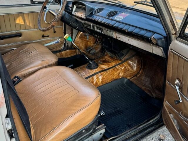 Бежевый ВАЗ 2101, объемом двигателя 1.6 л и пробегом 222 тыс. км за 600 $, фото 5 на Automoto.ua