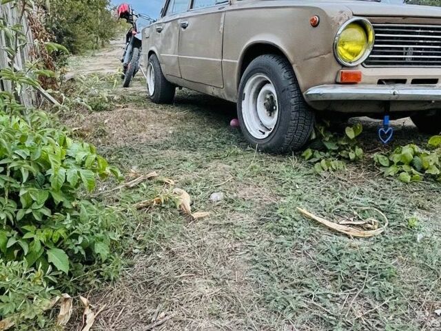 Бежевий ВАЗ 2101, об'ємом двигуна 1.6 л та пробігом 13 тис. км за 308 $, фото 2 на Automoto.ua