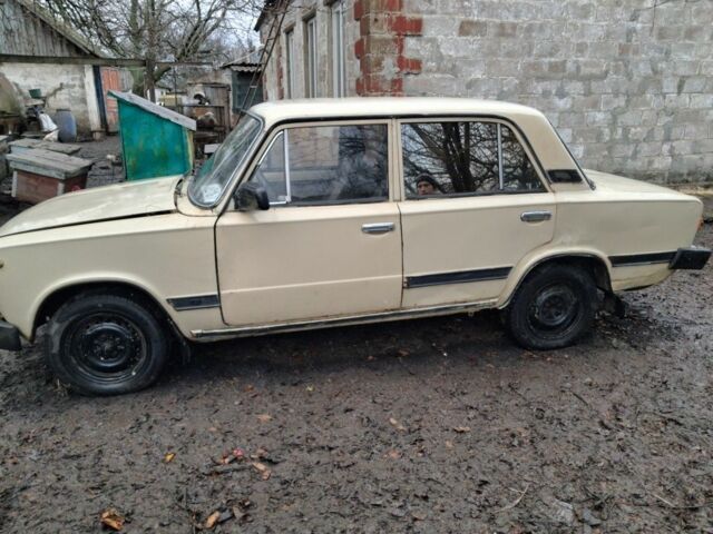 Бежевий ВАЗ 2101, об'ємом двигуна 1.6 л та пробігом 500 тис. км за 473 $, фото 3 на Automoto.ua