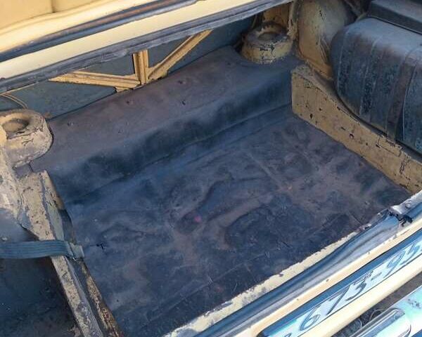 Бежевий ВАЗ 2101, об'ємом двигуна 1.2 л та пробігом 320 тис. км за 390 $, фото 3 на Automoto.ua