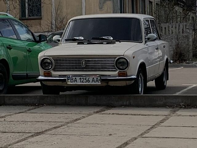 Бежевый ВАЗ 2101, объемом двигателя 1.1 л и пробегом 150 тыс. км за 960 $, фото 19 на Automoto.ua