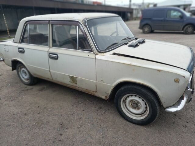 Бежевый ВАЗ 2101, объемом двигателя 0 л и пробегом 100 тыс. км за 239 $, фото 1 на Automoto.ua