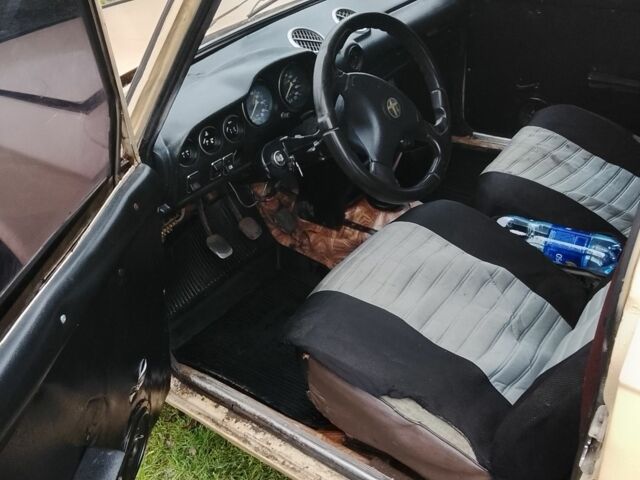 Бежевый ВАЗ 2101, объемом двигателя 1.5 л и пробегом 100 тыс. км за 521 $, фото 7 на Automoto.ua