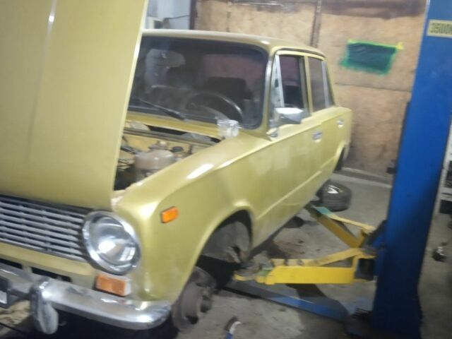 Бежевий ВАЗ 2101, об'ємом двигуна 1 л та пробігом 220 тис. км за 582 $, фото 1 на Automoto.ua