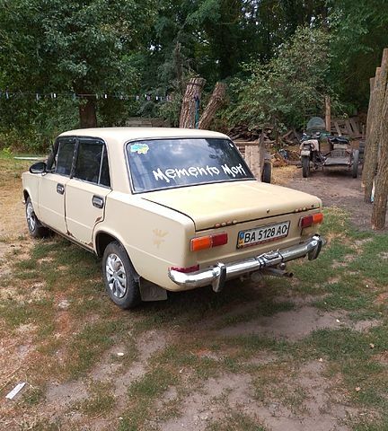 Бежевый ВАЗ 2101, объемом двигателя 15 л и пробегом 0 тыс. км за 358 $, фото 4 на Automoto.ua