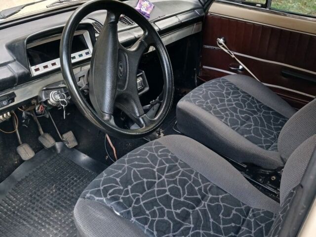 Бежевый ВАЗ 2101, объемом двигателя 1.2 л и пробегом 30 тыс. км за 950 $, фото 6 на Automoto.ua