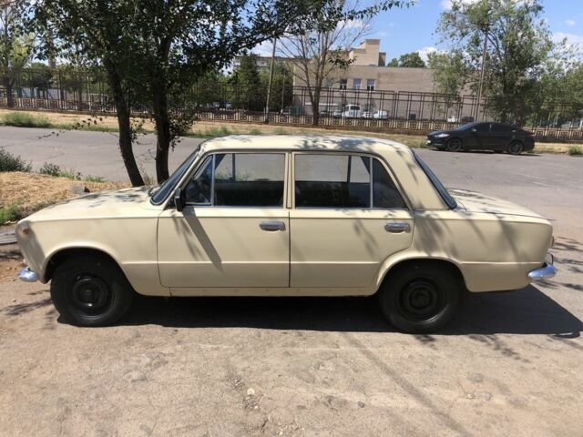 Бежевый ВАЗ 2101, объемом двигателя 1.5 л и пробегом 87 тыс. км за 484 $, фото 2 на Automoto.ua