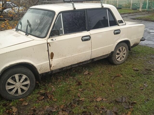 Бежевый ВАЗ 2101, объемом двигателя 1.3 л и пробегом 300 тыс. км за 452 $, фото 1 на Automoto.ua