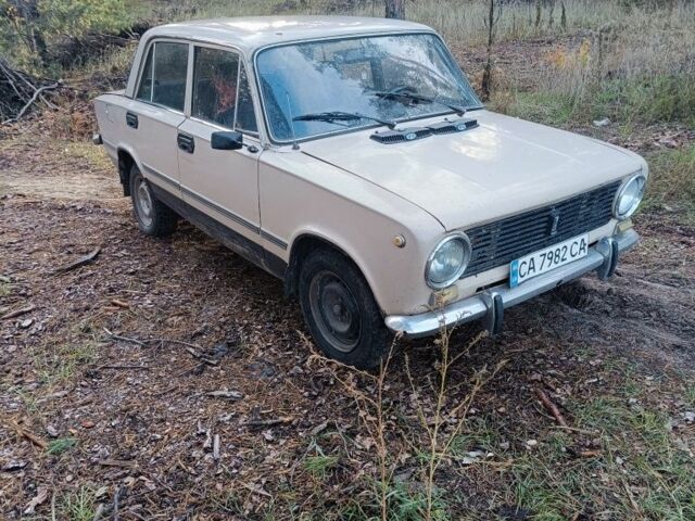 ВАЗ 2101 1979 в Чигирине на Automoto.ua Бежевый ВАЗ 2101, объемом двигателя 1.3 л и пробегом 1000 тыс. км за 357 $, фото 1 на Automoto.ua