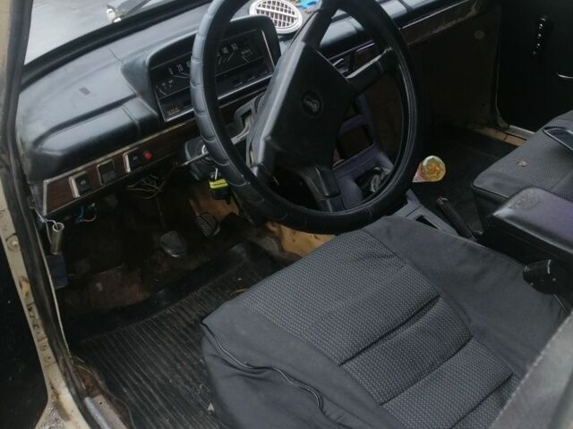 Бежевый ВАЗ 2101, объемом двигателя 1 л и пробегом 300 тыс. км за 473 $, фото 6 на Automoto.ua