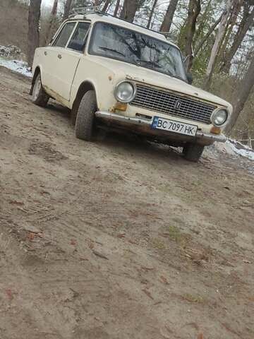 Бежевий ВАЗ 2101, об'ємом двигуна 1.29 л та пробігом 200 тис. км за 450 $, фото 2 на Automoto.ua