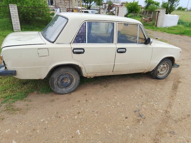 Бежевый ВАЗ 2101, объемом двигателя 0 л и пробегом 2 тыс. км за 289 $, фото 2 на Automoto.ua
