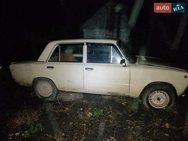 Бежевый ВАЗ 2101, объемом двигателя 1.2 л и пробегом 35 тыс. км за 400 $, фото 2 на Automoto.ua