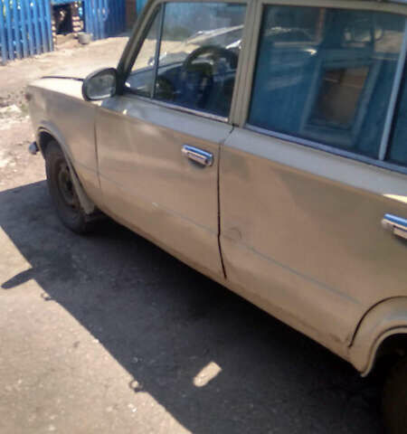 Бежевый ВАЗ 2101, объемом двигателя 1.2 л и пробегом 999 тыс. км за 500 $, фото 8 на Automoto.ua