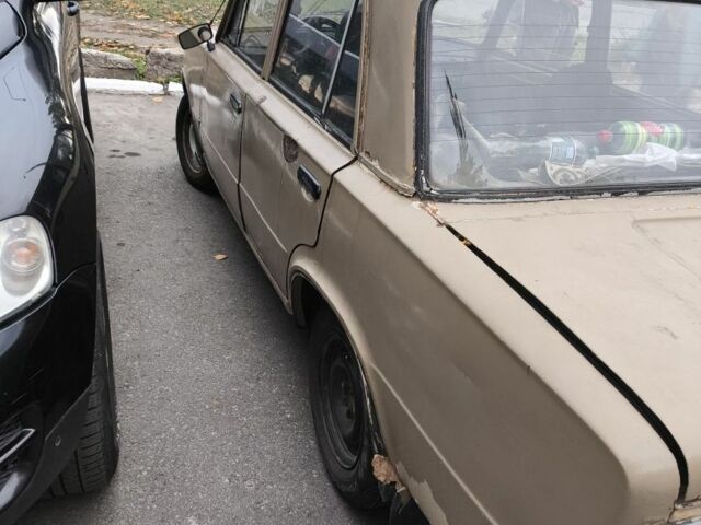 ВАЗ 2101 1979 в Запорожье на Automoto.ua Бежевый ВАЗ 2101, объемом двигателя 1.2 л и пробегом 210 тыс. км за 238 $, фото 2 на Automoto.ua