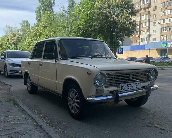 Бежевый ВАЗ 2101, объемом двигателя 0 л и пробегом 777 тыс. км за 766 $, фото 3 на Automoto.ua