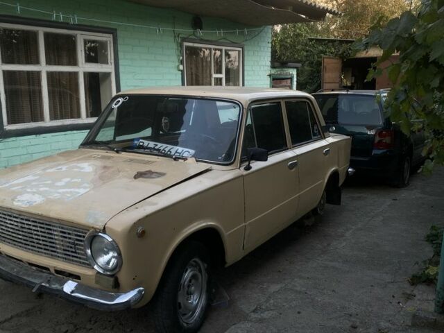 Бежевий ВАЗ 2101, об'ємом двигуна 1.3 л та пробігом 51 тис. км за 402 $, фото 3 на Automoto.ua