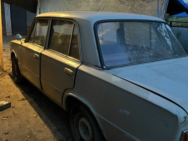 ВАЗ 2101 1980 в Черновцах на Automoto.ua Бежевый ВАЗ 2101, объемом двигателя 0 л и пробегом 2 тыс. км за 450 $, фото 2 на Automoto.ua