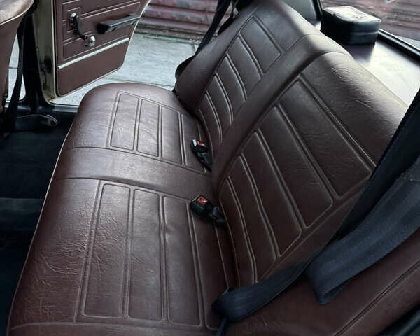 Бежевый ВАЗ 2101, объемом двигателя 1.3 л и пробегом 90 тыс. км за 3000 $, фото 53 на Automoto.ua