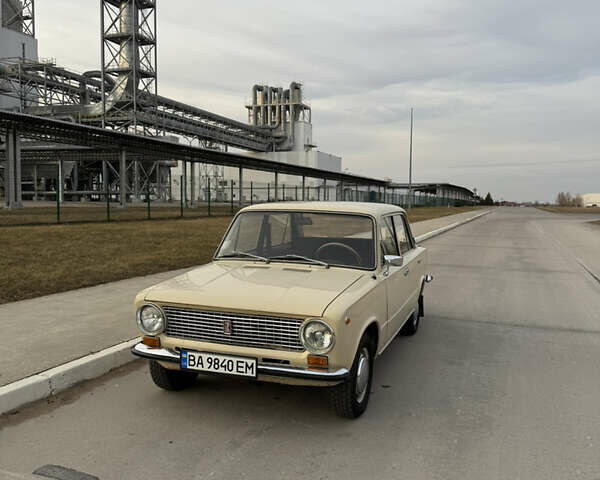 Бежевый ВАЗ 2101, объемом двигателя 1.3 л и пробегом 90 тыс. км за 3000 $, фото 31 на Automoto.ua