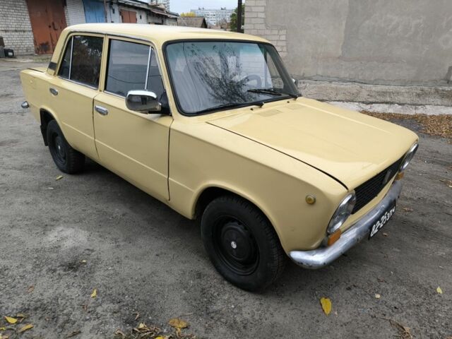 Бежевый ВАЗ 2101, объемом двигателя 0 л и пробегом 150 тыс. км за 524 $, фото 2 на Automoto.ua
