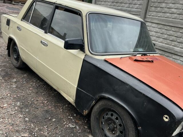 ВАЗ 2101 1980 в Василькове на Automoto.ua Бежевый ВАЗ 2101, объемом двигателя 1.5 л и пробегом 99 тыс. км за 238 $, фото 3 на Automoto.ua