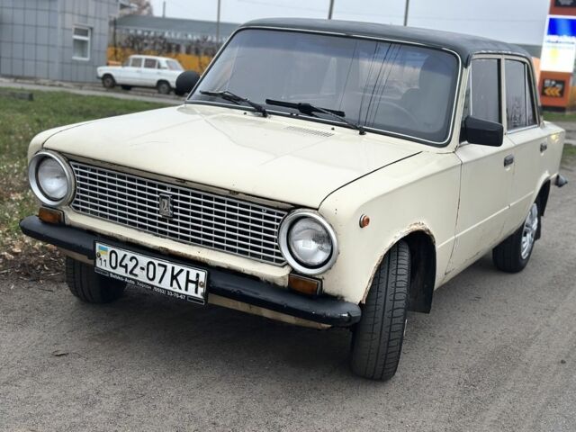 Бежевий ВАЗ 2101, об'ємом двигуна 1.5 л та пробігом 100 тис. км за 334 $, фото 1 на Automoto.ua