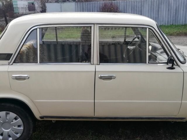 Бежевый ВАЗ 2101, объемом двигателя 1.3 л и пробегом 1000 тыс. км за 591 $, фото 4 на Automoto.ua