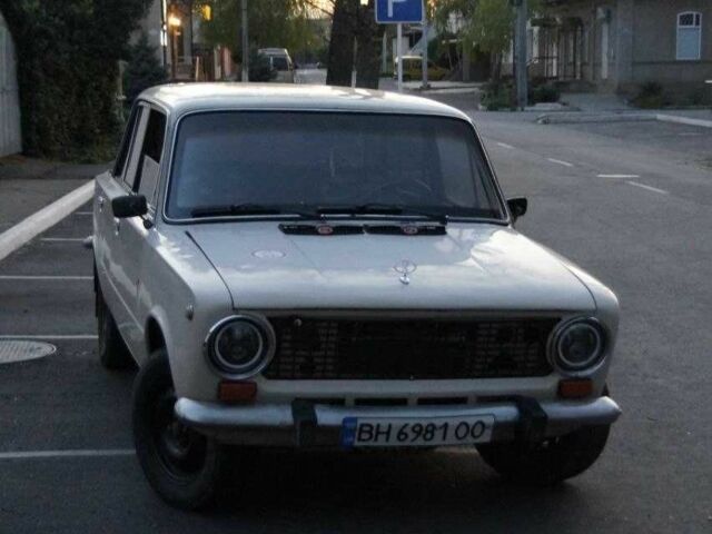 Бежевый ВАЗ 2101, объемом двигателя 1.2 л и пробегом 340 тыс. км за 700 $, фото 1 на Automoto.ua
