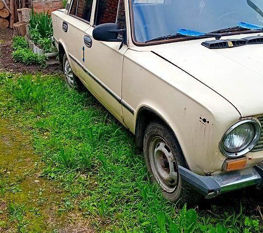 Бежевый ВАЗ 2101, объемом двигателя 1.2 л и пробегом 0 тыс. км за 550 $, фото 2 на Automoto.ua